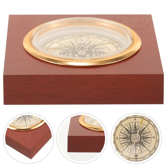 Tessuto Fatto A Mano Dei Colori Differenti Sulla Vetrina Immagine Stock - Immagine Di Materiale - Foto 11