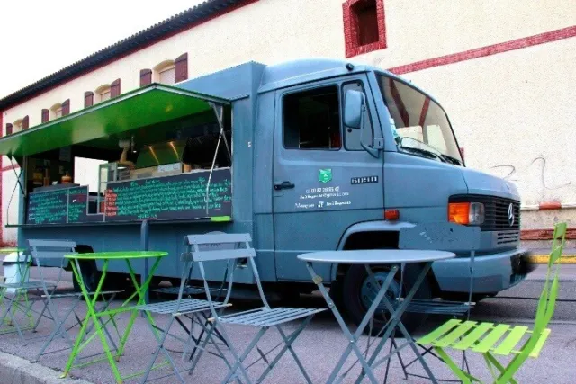 Food truck et matériels de restauration