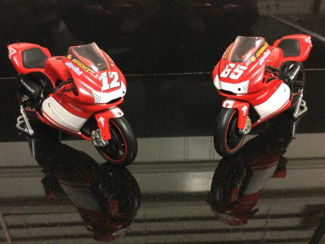 ducati desmosedici 2003