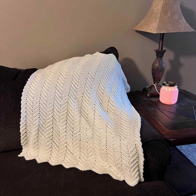 Vintage Baby Security Blanket 20" by 25" Throw Gender Neutral Afghan Yellow
