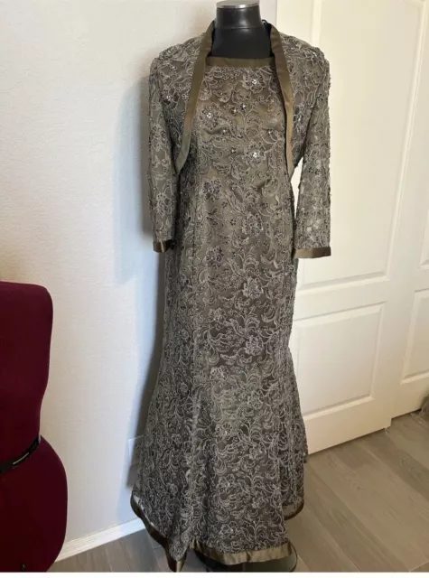 RINA DE MONTELLA Formal Sequined Gown With Shrug Jacket Stunning $100. ...