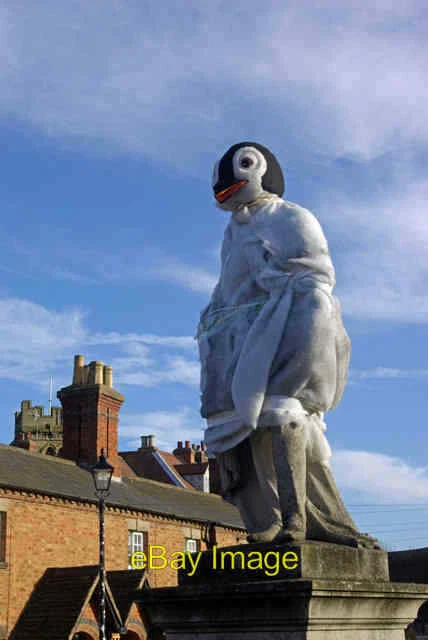 Photo 6x4 Penguin at Dunchurch Each year around Christmas an anonymous gr c2008
