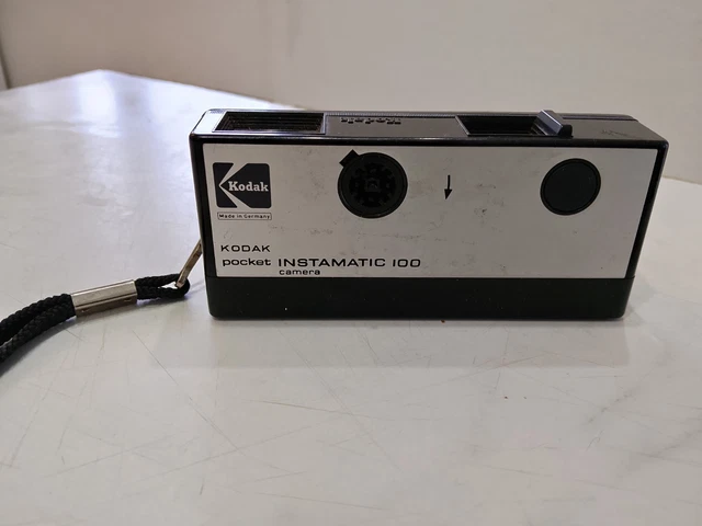 Appareil photo Kodak Instamatic 220 camera