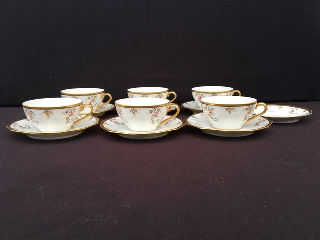 Lot De 6 Tasses + Sous-tasses En Porcelaine Blanche - Occasion