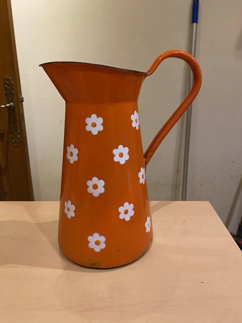broc pichet vase ancien en tôle émaillé email bleu vintage broc pichet vase ancien en tôle émaillé email bleu vintage