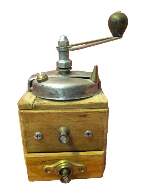 Alte Kaffeemühle mechanisch Holz H 23 cm  vintage manual  coffee grinder 40181