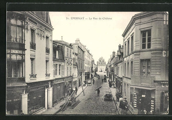 CPA Épernay, La Rue de Chalons