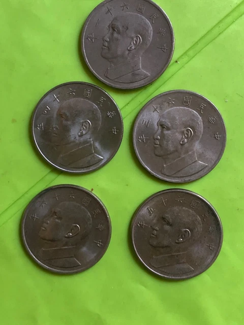 lot of 5 Taiwan Republic  of China 5 yuen coins from 1972,1974-1977