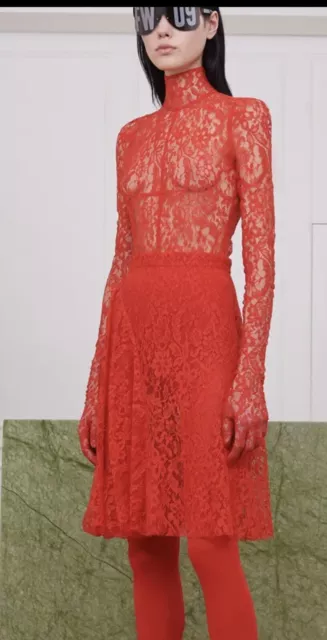 Givenchy NWT  Runway  Designer Red Lace Skirt  US 6  F 38