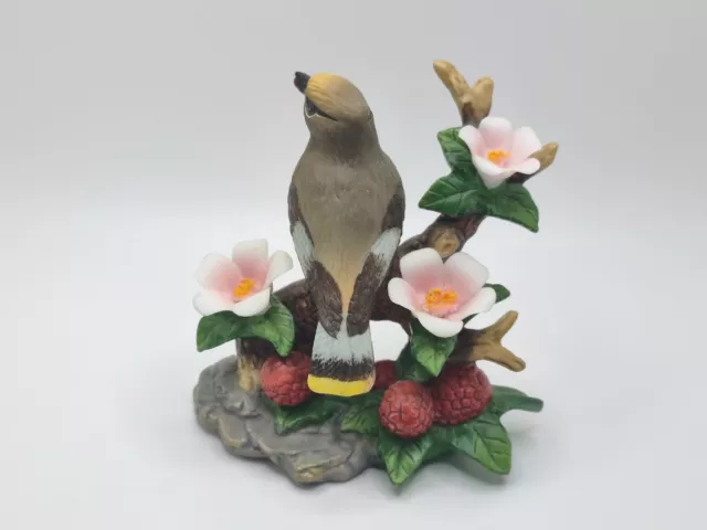 Vintage Porcelain Cedar Waxwing Americas Favorite Songbird 2000 YH