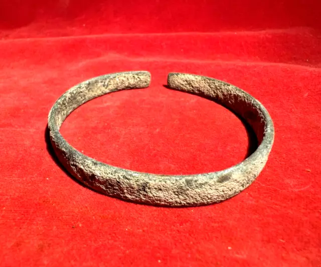 Rare Ancient Roman Solid Bronze Bracelet With Patina - Ca 100 - 300 Ad