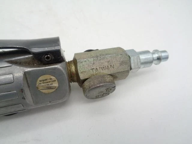 MAC Tools 3/8" Drive Air Ratchet Wrench AR133 AR-133 Lightly Used 3