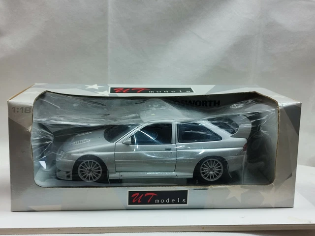 Ford Escort RS Cosworth Rouge 1/18 UT Models 22701 - Miniature Collection