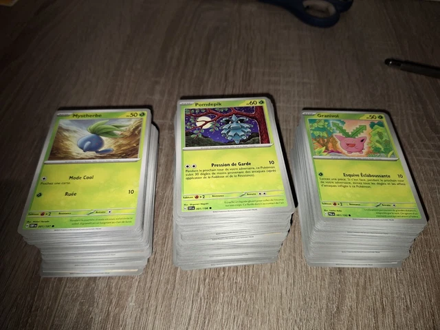 Lot Cadeau De 20 Cartes Françaises + 1 Rare Brillante – Sans Doublon – Collection TCG