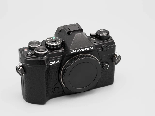OM Digital Olympus OM-5 Body Only NMINT Low Shutter Count Box and Accessories 3
