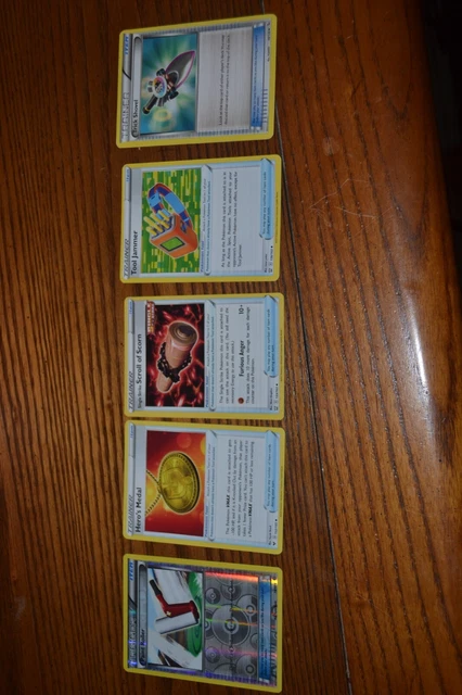 5 trainer items Pokémon playing/collecting cards