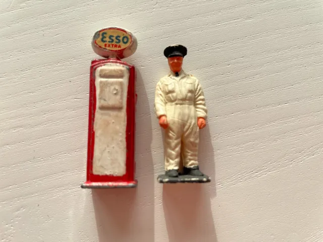 Dinky Toys Esso Petrol Pump and Garage Mechanic