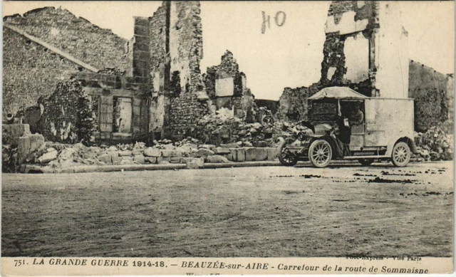 CPA BEAUZÉE-sur-AIRE - Carrefour de la route (118959)
