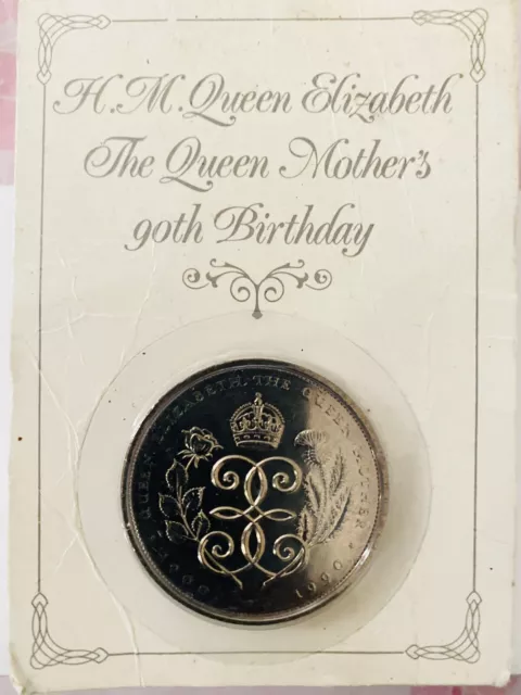 1990 H M Queen Elizabeth The Queen mother’s 90th Birthday 5 Pounds Coin £1 Start