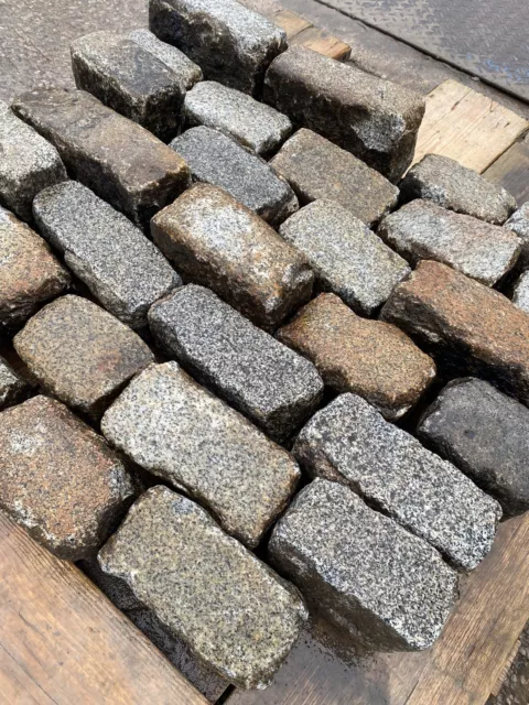 Reclaimed Granite  cobbles setts Mixed Size/stone/pavers/driveway