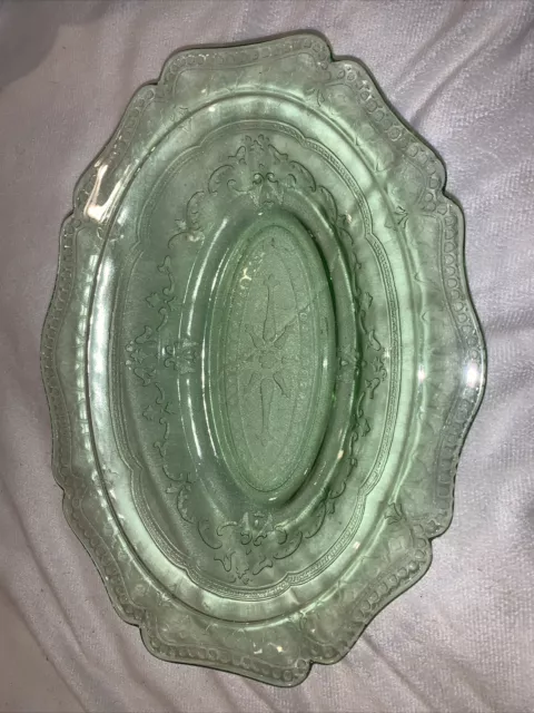 Patrician Green Depression Glass Serving Bowl Federal Glass Collect 1930’s Etch