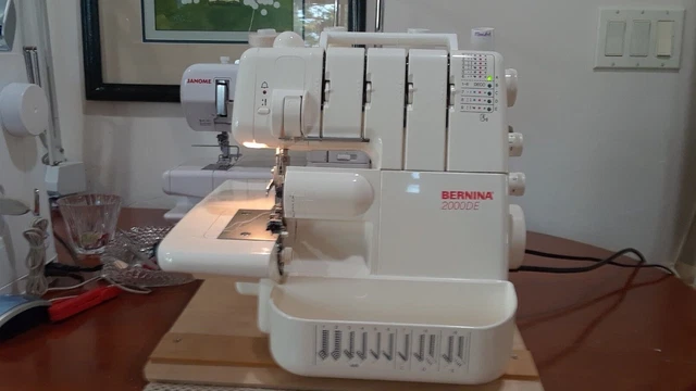 Bernina 2000DE Serger Sewing Machine! Professionally Serviced! Bernina 2000DE Serger Sewing Machine! Professionally Serviced!