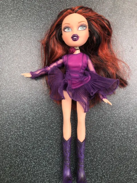 Help identifying! At first, I thought it was Midnight Dance Meygan but her  hair is throwing me off,I'm really stuck!? : r/Bratz
