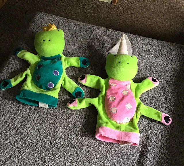 VINTAGE 2000 MANHATTAN Toy Frog Prince Princess Hand Puppet Bundle Soft