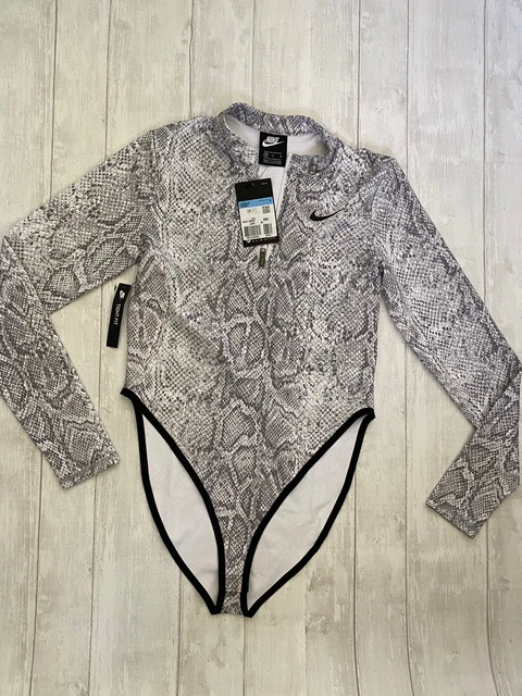 nike snake print