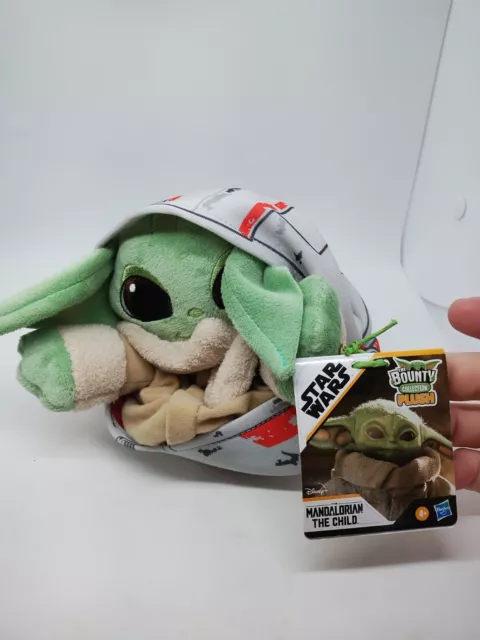 Star Wars Mandalorian The Child  Bounty Hideaway  Hand Puppet Plush Toy