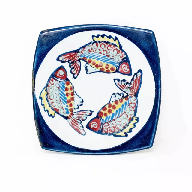 Scott Barnim Studio Pottery Decorated Stoneware Plate Fish Design Canadian