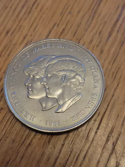 1981 Prince Of Wales And Lady Diana Spencer - Great Commemorative Coin