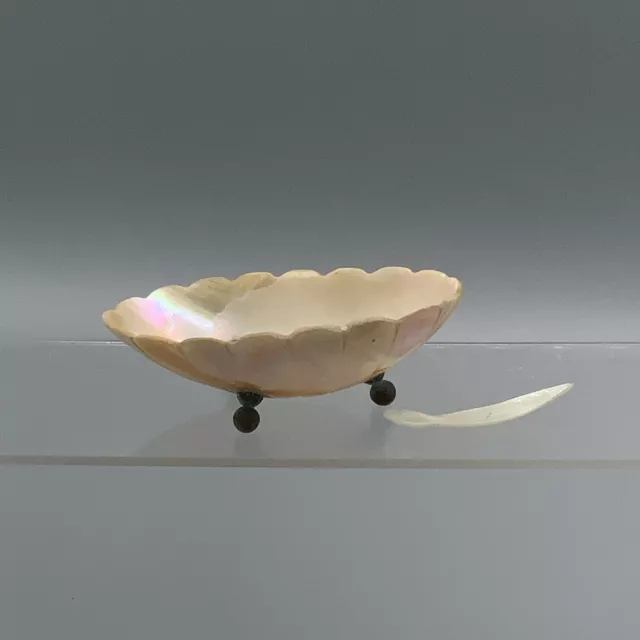 Vintage Carved Footed Mother Of Pearl Shell Salt Cellar With Carved Spoon