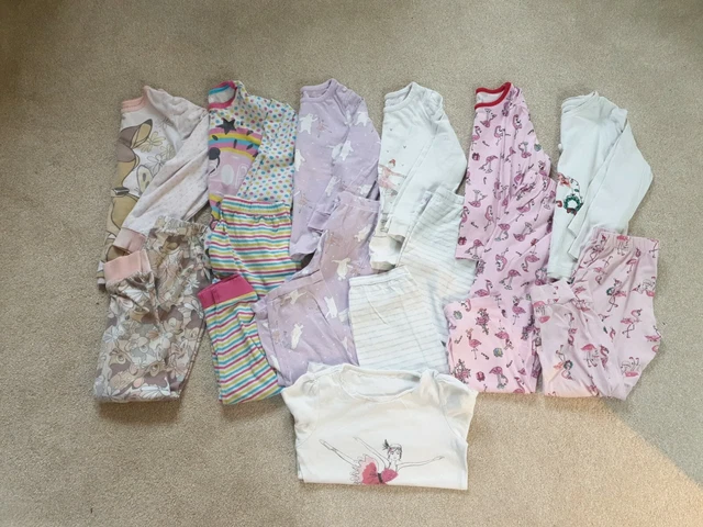 Pacchetto pigiami a maniche lunghe per ragazze 5-6 anni - M&S, F&F, Disney, cura della madre