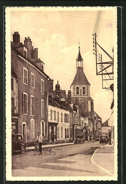 CPA Brienon-sur-Armancon, La Grande Rue, vue de la rue avec l'Église 1948