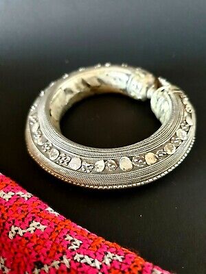 Old Yemeni Ornate Silver Bracelet …beautiful accent and collection piece 2