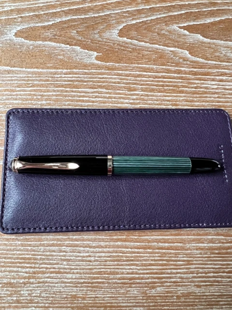 Vintage Pelikan 400 Fountain Pen 14kt OM Nib