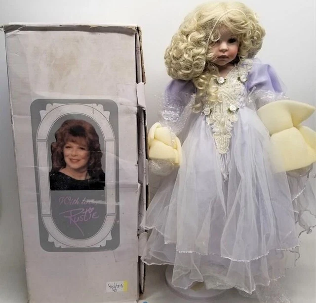 RARE 2001 29" PORCELAIN DOLL BY RUSTIE -LEEANN BLONDE W/ VAIL LTD ED of 750- IOB