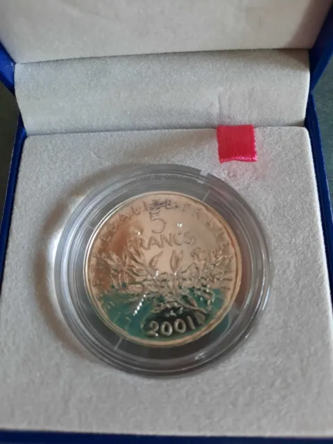 5F argent 2001 BU