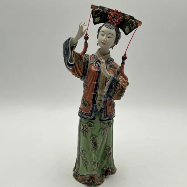 VTG 11.5" Chinese Wucai Porcelain Shi Wan Lady Woman Wearing Headdress Figurine