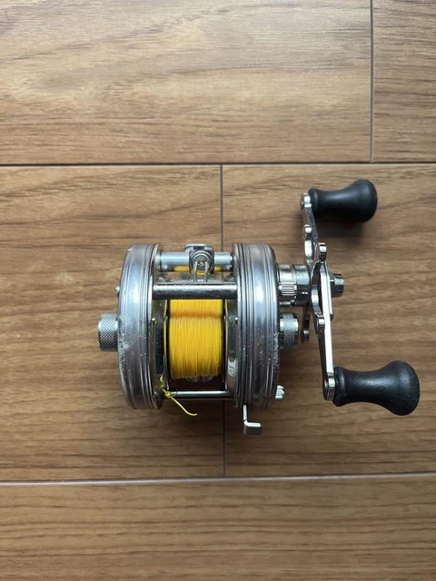 Abu Garcia Ambassa4500ＣS POPEYE SPECIAL Abu Garcia Ambassador 2500CI Popeye Special Green No genuine