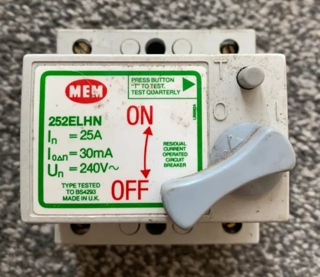 MEM RCCB 252ELHN 30mA BS4293