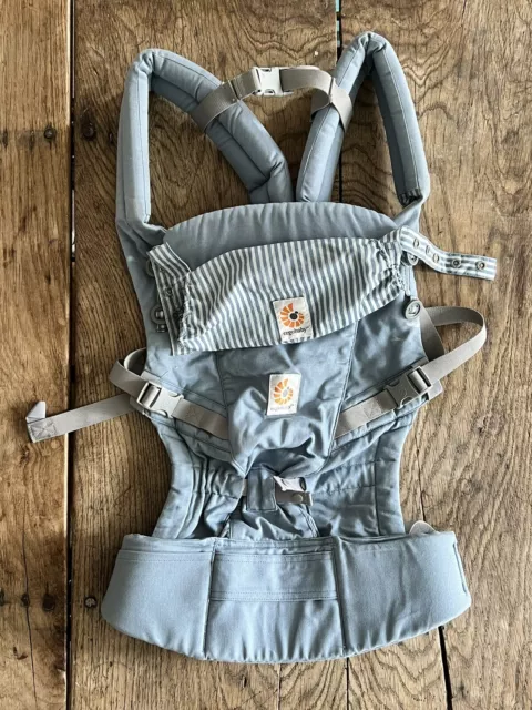 Gray Blue /teal Ergobaby carrier 360 Preowned