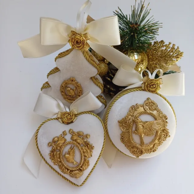 Set di addobbi natalizi artigianali 3 pezzi,panna/oro,8cm,velluto,base plastica