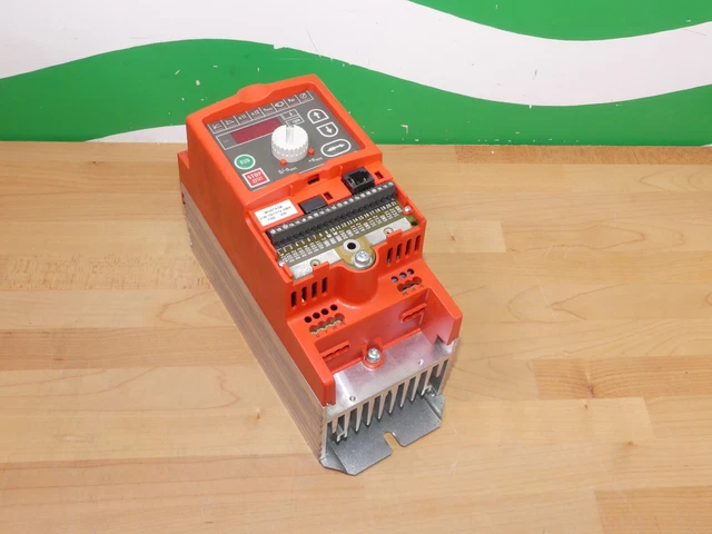 SEW EURODRIVE MOVITRAC MC07A004-2B1-4-10 Frequenzumrichter EUR 269,00 ...