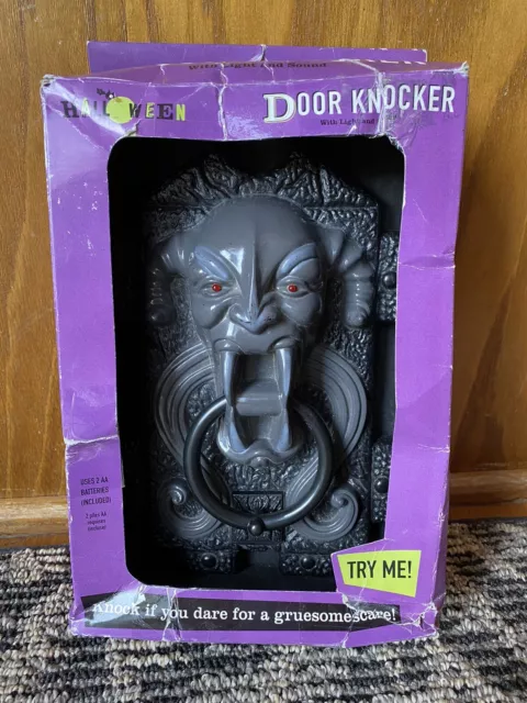 Vintage 2002 GARGOYLE DEMON DOOR KNOCKER Sounds Lights HALLOWEEN Paper Magic