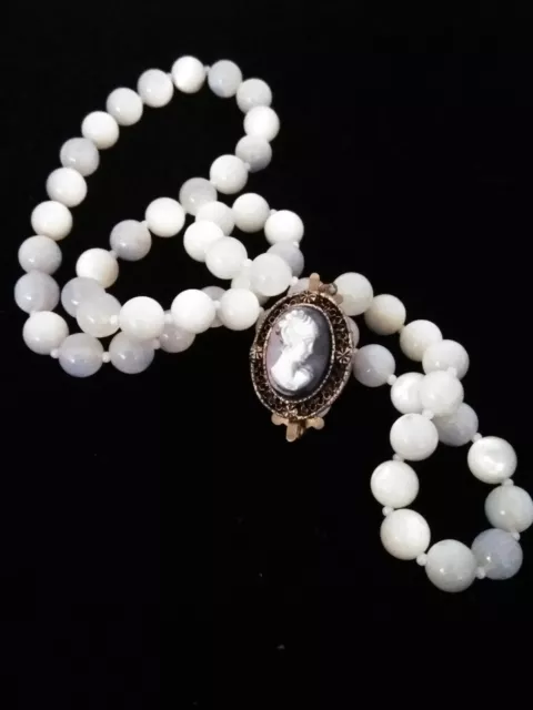 Vintage Mother of Pearl Beads Necklace Cameo Clasp