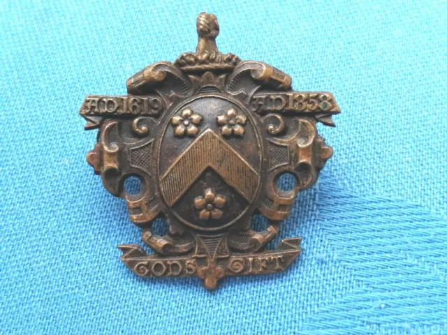 The Dulwich College Officer Training Corp ( London SE21 ) cap badge.