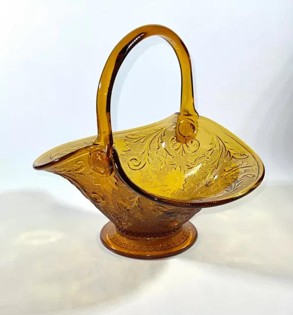 TIARA glass sandwich Indiana Amber large basket 10-1/2" tall x 11-1/2"