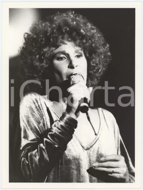 1985 ca ITALIA MUSICA - Ornella VANONI Ritratto della cantante - Foto 18x24 (4)